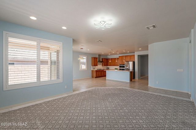 8338 W Spaulding Street, Tucson, AZ 85743