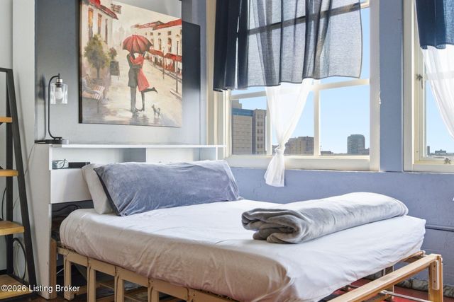 815 W Market St 708, Louisville, KY 40202