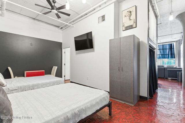 815 W Market St 708, Louisville, KY 40202