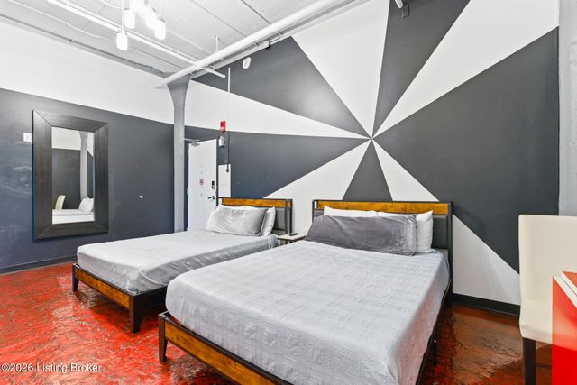 815 W Market St 708, Louisville, KY 40202