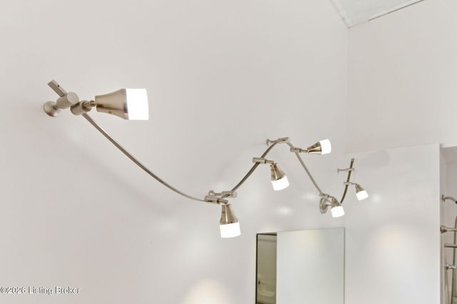 815 W Market St 708, Louisville, KY 40202