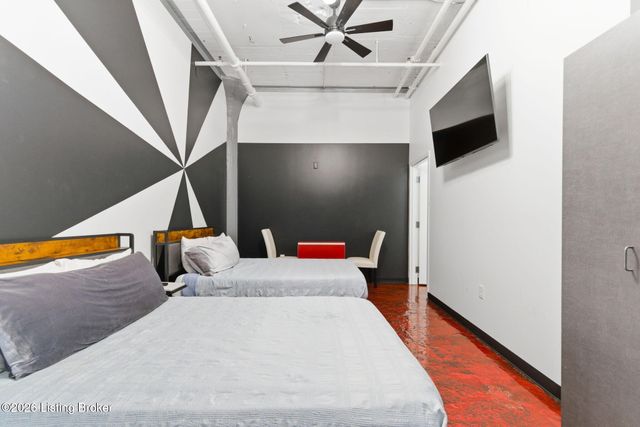 815 W Market St 708, Louisville, KY 40202