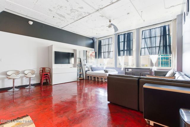 815 W Market St 708, Louisville, KY 40202