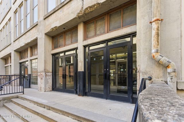 815 W Market St 708, Louisville, KY 40202