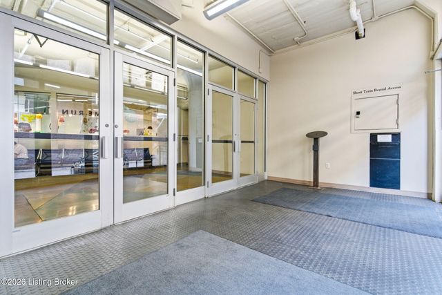 815 W Market St 708, Louisville, KY 40202