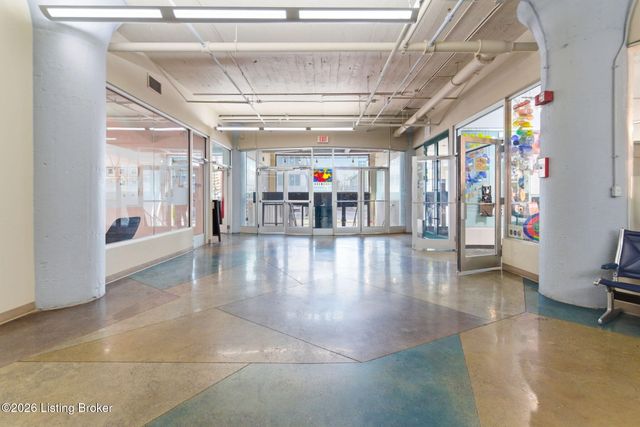 815 W Market St 708, Louisville, KY 40202