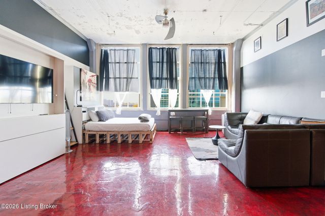 815 W Market St 708, Louisville, KY 40202