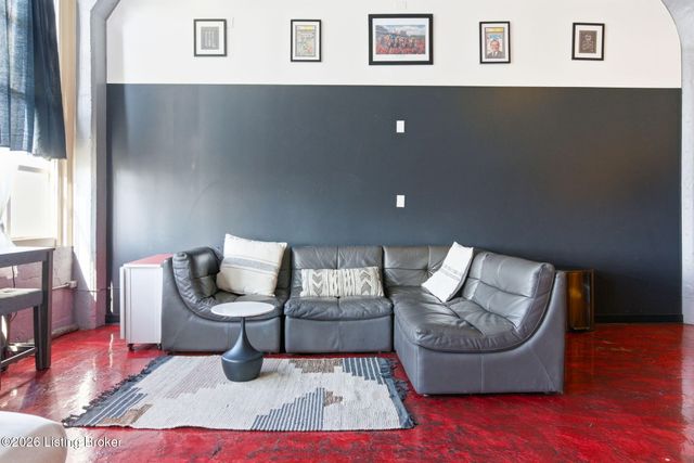 815 W Market St 708, Louisville, KY 40202