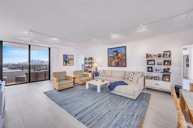 720 NE 69th St 12W, Miami, FL 33138