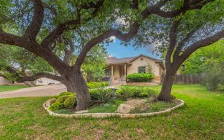 10033 Longhorn SKWY, Dripping Springs, TX 78620