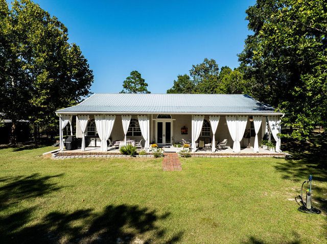 78 Foxwood Lane, Camden, SC 29020