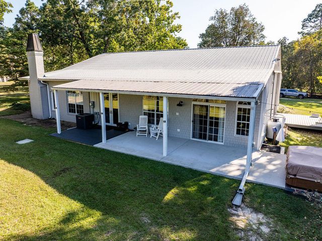 78 Foxwood Lane, Camden, SC 29020