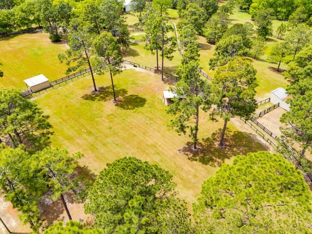 78 Foxwood Lane, Camden, SC 29020