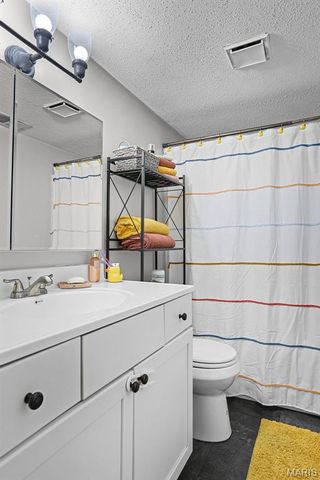 1837 Esic Drive, Edwardsville, IL 62025