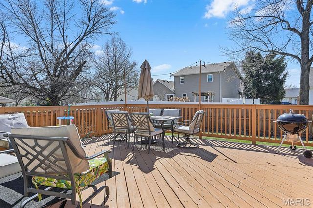 1837 Esic Drive, Edwardsville, IL 62025