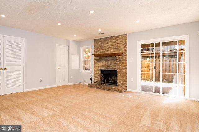 2011 PIERIS CT, Vienna, VA 22182
