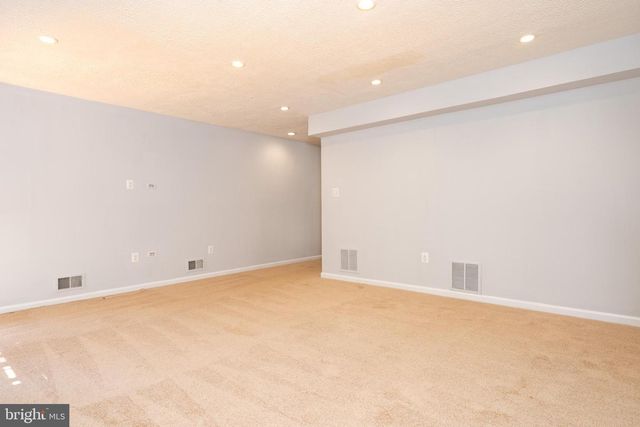2011 PIERIS CT, Vienna, VA 22182