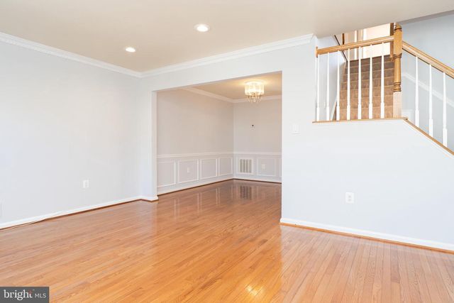 2011 PIERIS CT, Vienna, VA 22182