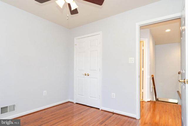 2011 PIERIS CT, Vienna, VA 22182