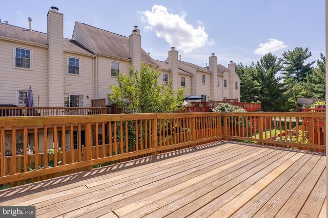 2011 PIERIS CT, Vienna, VA 22182