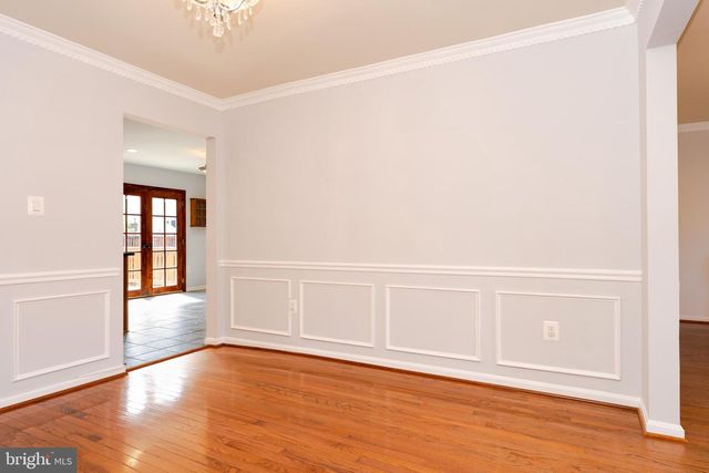 2011 PIERIS CT, Vienna, VA 22182