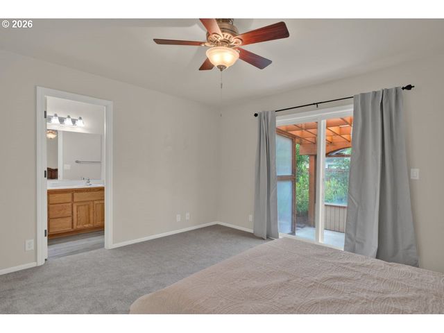 1740 CALISTOGA Ct, Eugene, OR 97402