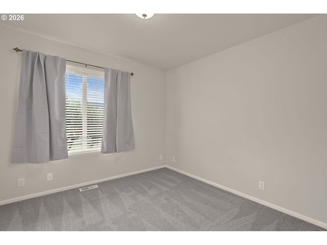 1740 CALISTOGA Ct, Eugene, OR 97402