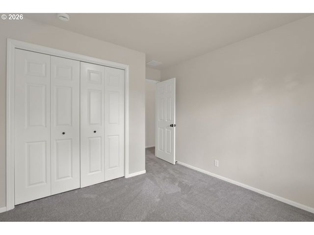 1740 CALISTOGA Ct, Eugene, OR 97402