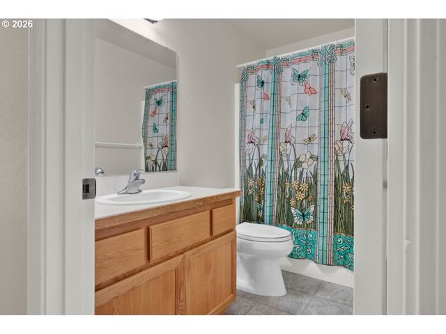 1740 CALISTOGA Ct, Eugene, OR 97402