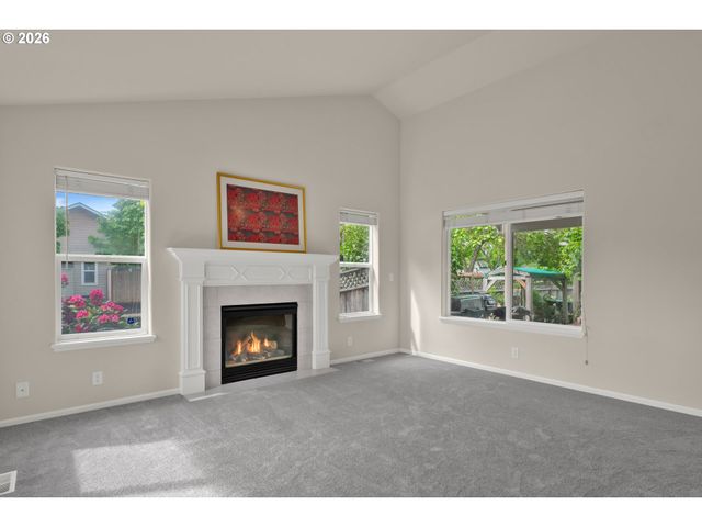 1740 CALISTOGA Ct, Eugene, OR 97402