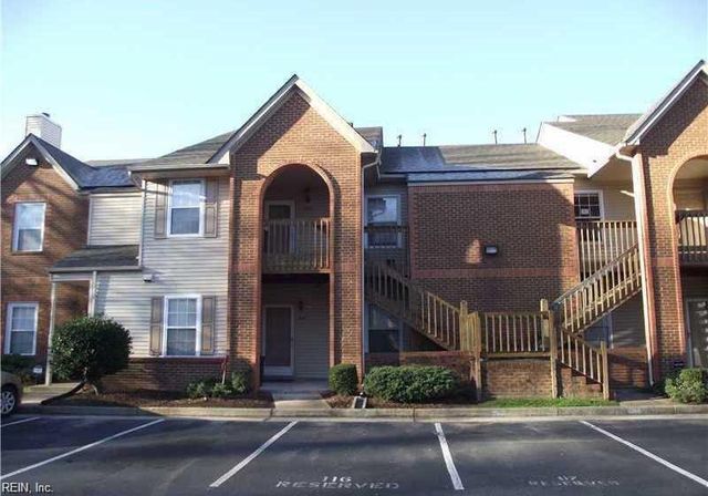 873 Gas Light LN, Virginia Beach, VA 23462