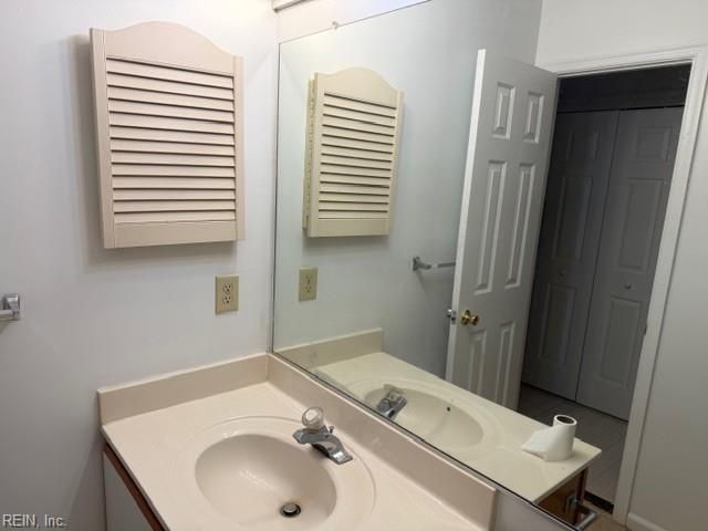 873 Gas Light LN, Virginia Beach, VA 23462