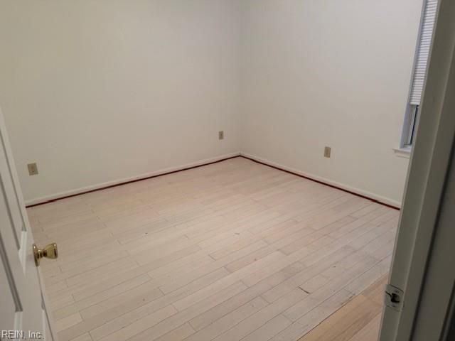 873 Gas Light LN, Virginia Beach, VA 23462