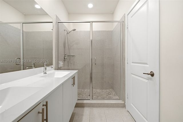 4532 NW 83 PSGE 0, Doral, FL 33166