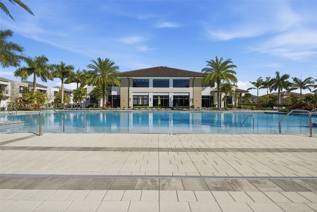 4532 NW 83 PSGE 0, Doral, FL 33166