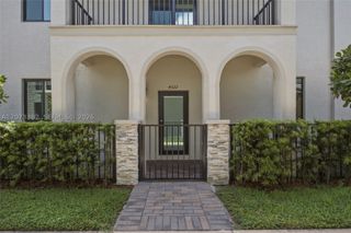 4532 NW 83 PSGE 0, Doral, FL 33166