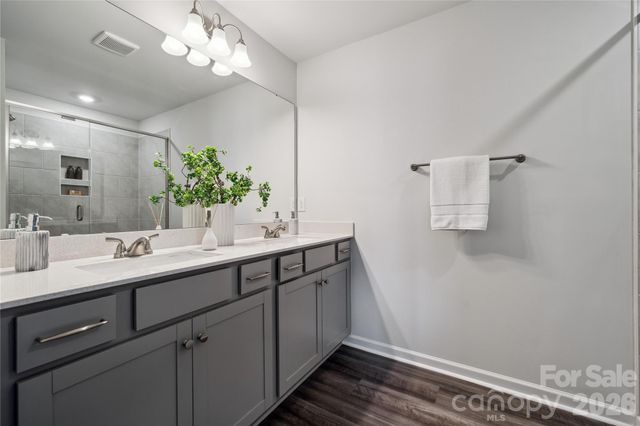 6550 Harlech Street 24, Charlotte, NC 28269