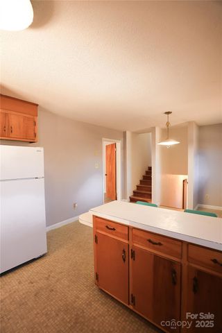 1521 19th Street SW, Hickory, NC 28602