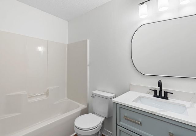 991 John Wayne Circle, Fort Walton Beach, FL 32547