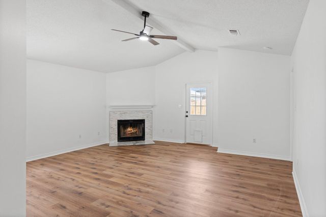 991 John Wayne Circle, Fort Walton Beach, FL 32547