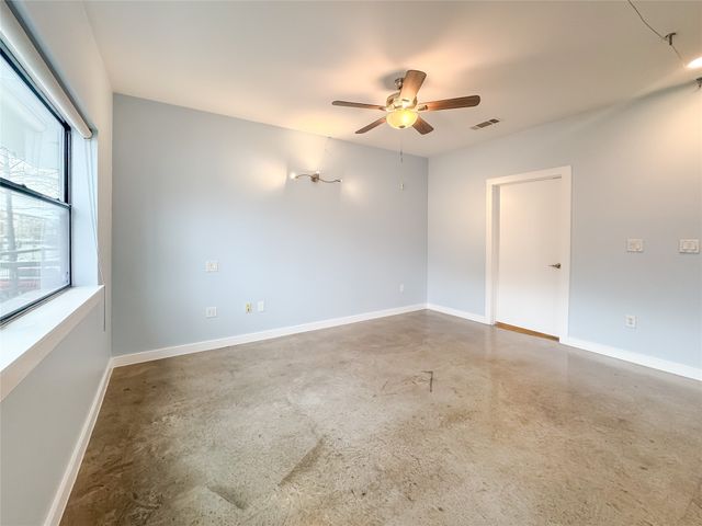 1111 S Akard Street 214, Dallas, TX 75215