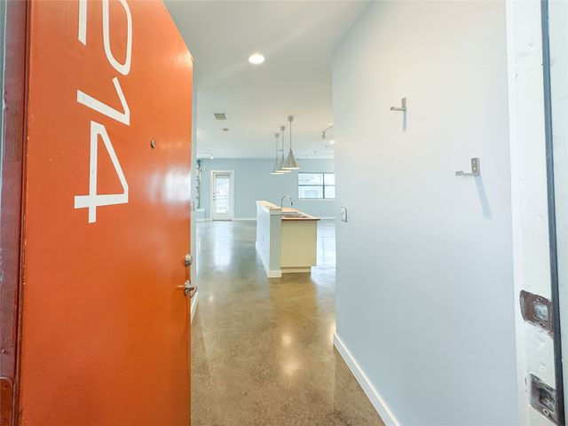 1111 S Akard Street 214, Dallas, TX 75215