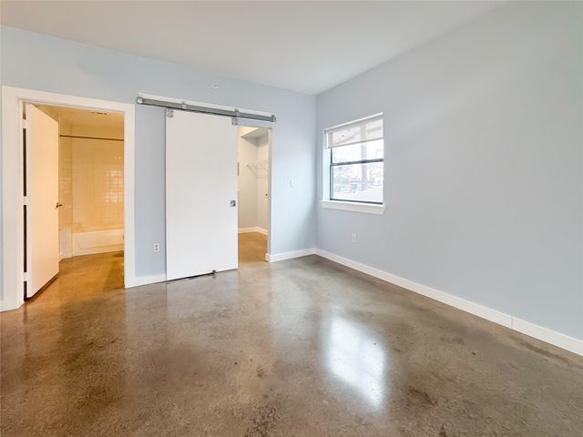1111 S Akard Street 214, Dallas, TX 75215