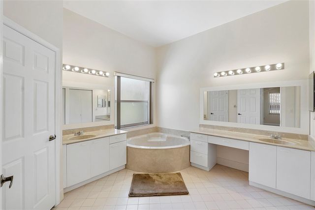 15883 NW 11th Street, Pembroke Pines, FL 33028