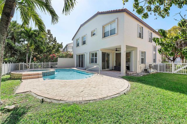 15883 NW 11th Street, Pembroke Pines, FL 33028