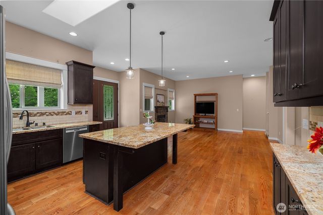 19724 144th Lane SE, Yelm, WA 98597