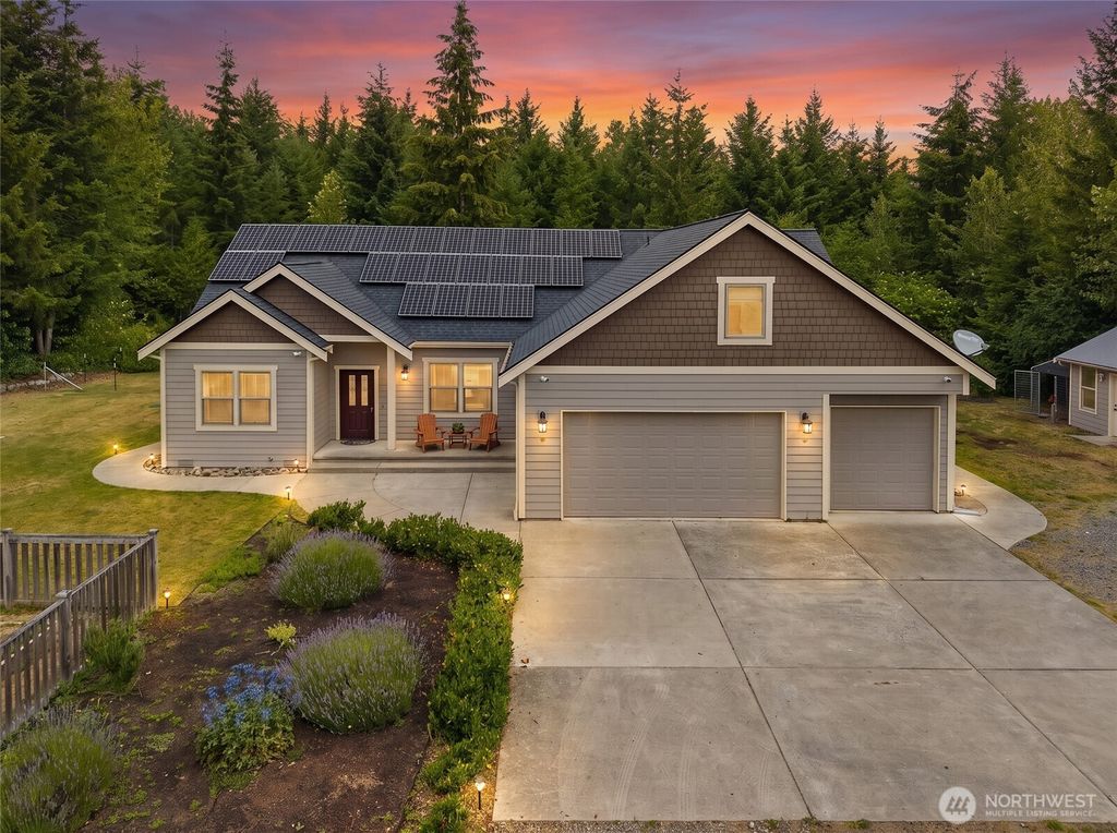 19724 144th Lane SE, Yelm, WA 98597
