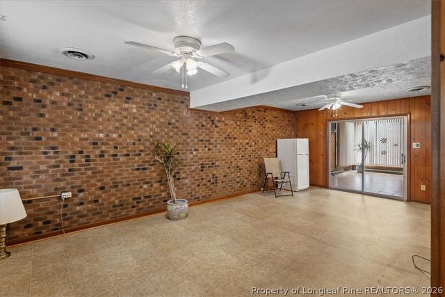 5828 Fairway Drive, Hope Mills, NC 28348