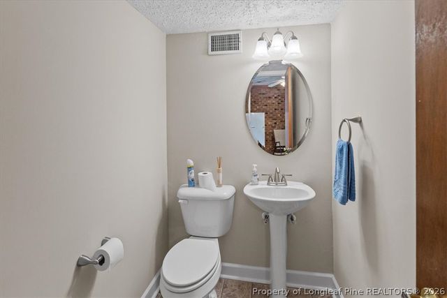 5828 Fairway Drive, Hope Mills, NC 28348