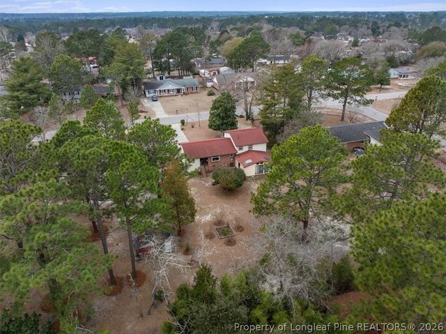 5828 Fairway Drive, Hope Mills, NC 28348